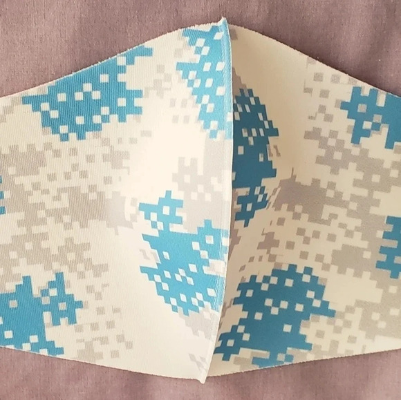 FACE mask - Picture 1 of 2